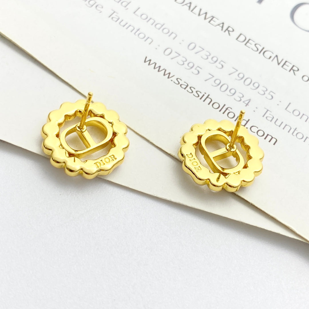 DEM281 New Arrive Fashion  Hot Sale  with Pearl Earring  for Woman Jewelry To Choose Gift