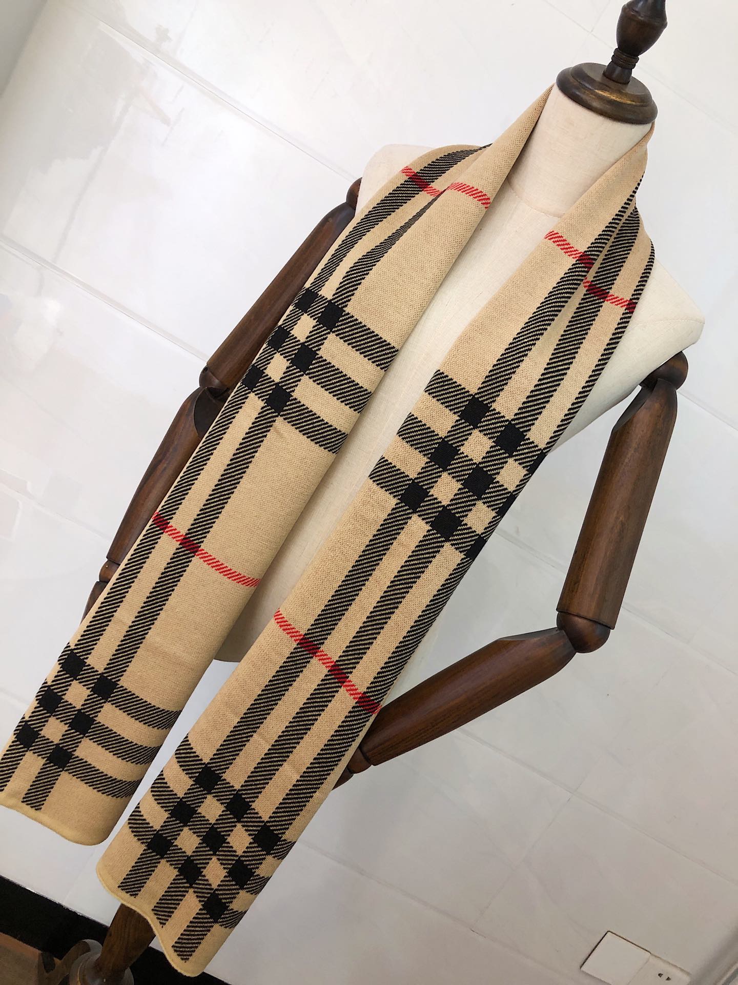 BEM33 Fashion Women's men Cashmere Designer Scarf Soft Touch Warm Packaging Autumn and Winter Long Shawl Brown and White Full Letter Scarf180*30cm