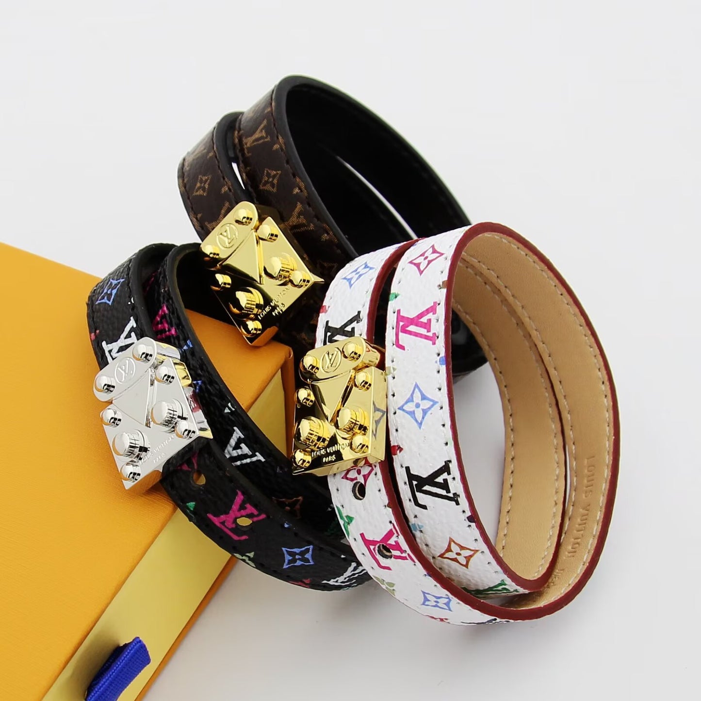 LEM311 Classic bracelet Brand Designer leather flowers Love bracelet bangles Promise Jewelry