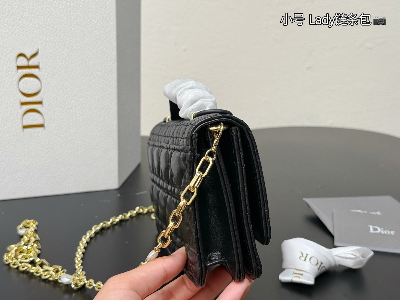 CEM275 The new fashionable diamond-patterned chain bag for ladies is highly fashionable and versatile It is an exquisite gift and an excellent choice for giving as a present 21x12cm