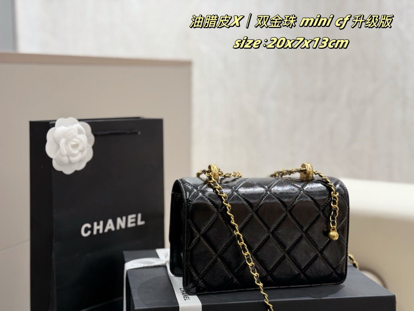 CEM242 New arrive fashion black white  red hand bag for woman beautiful gift to choose gift 20*3*17cm