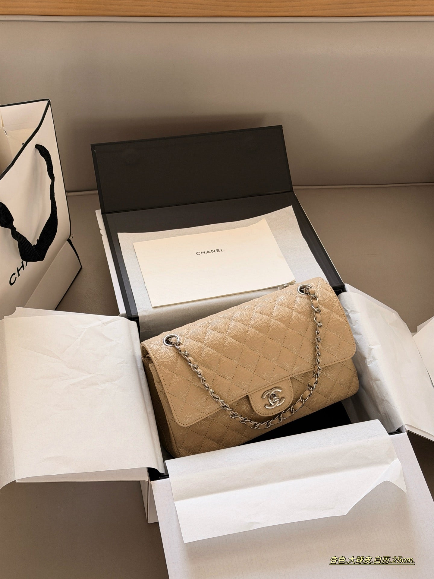 CEM240 New arrive fashion black hand bag for woman beautiful gift to choose gift 25*16cm