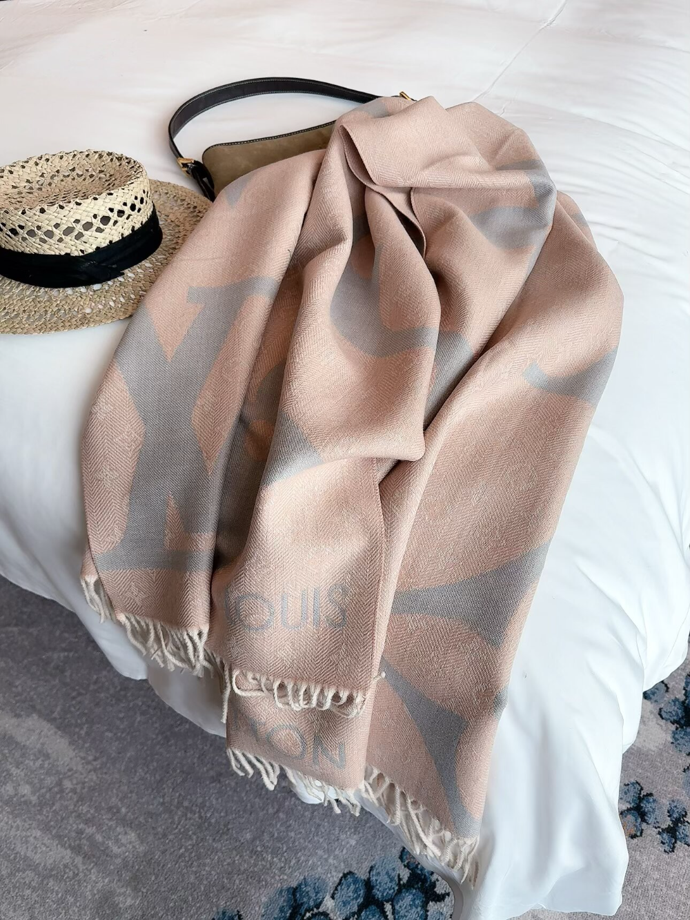 LEM561 new arrive  Hot sale  brown pink grey color fashion beautiful  scarf  for woman gift  to choose