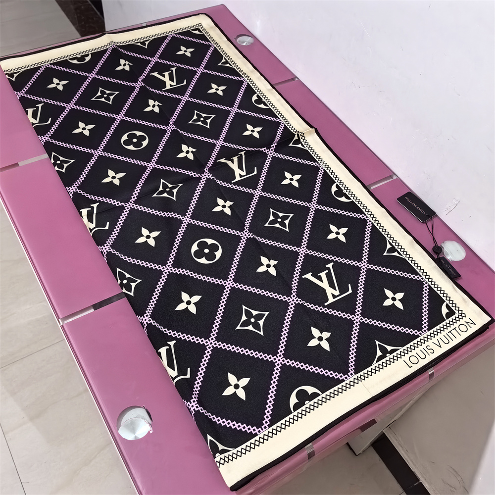 LEM446 new arrive Hot sale white black khaki color fashion beautiful scarf for woman gift to choose size  90*90cm