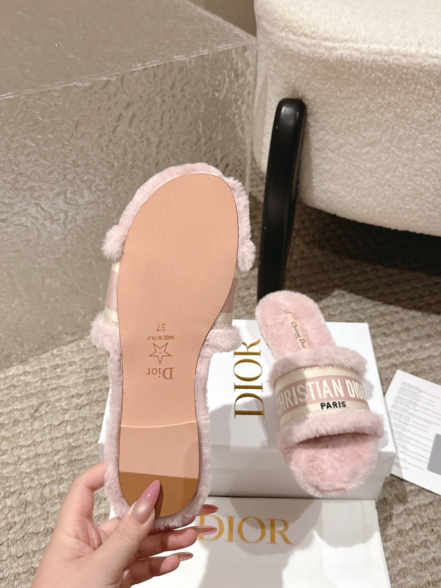 DEM236 fashion 3 color  shose for woman black and white and pink color  beautiful gift to choose