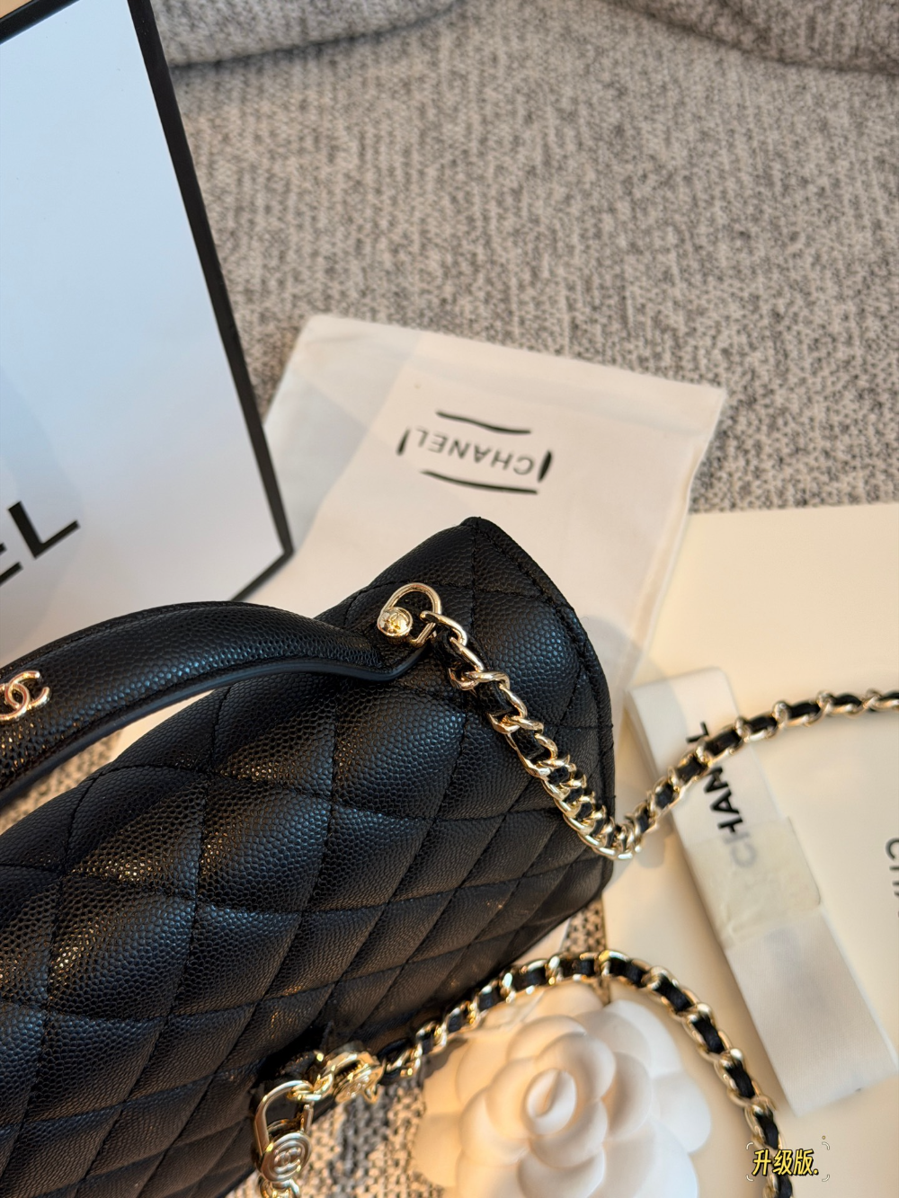 CEM305 New arrive fashion black white bag for woman hands bag beautiful gift to choose gift 21*15.5cm