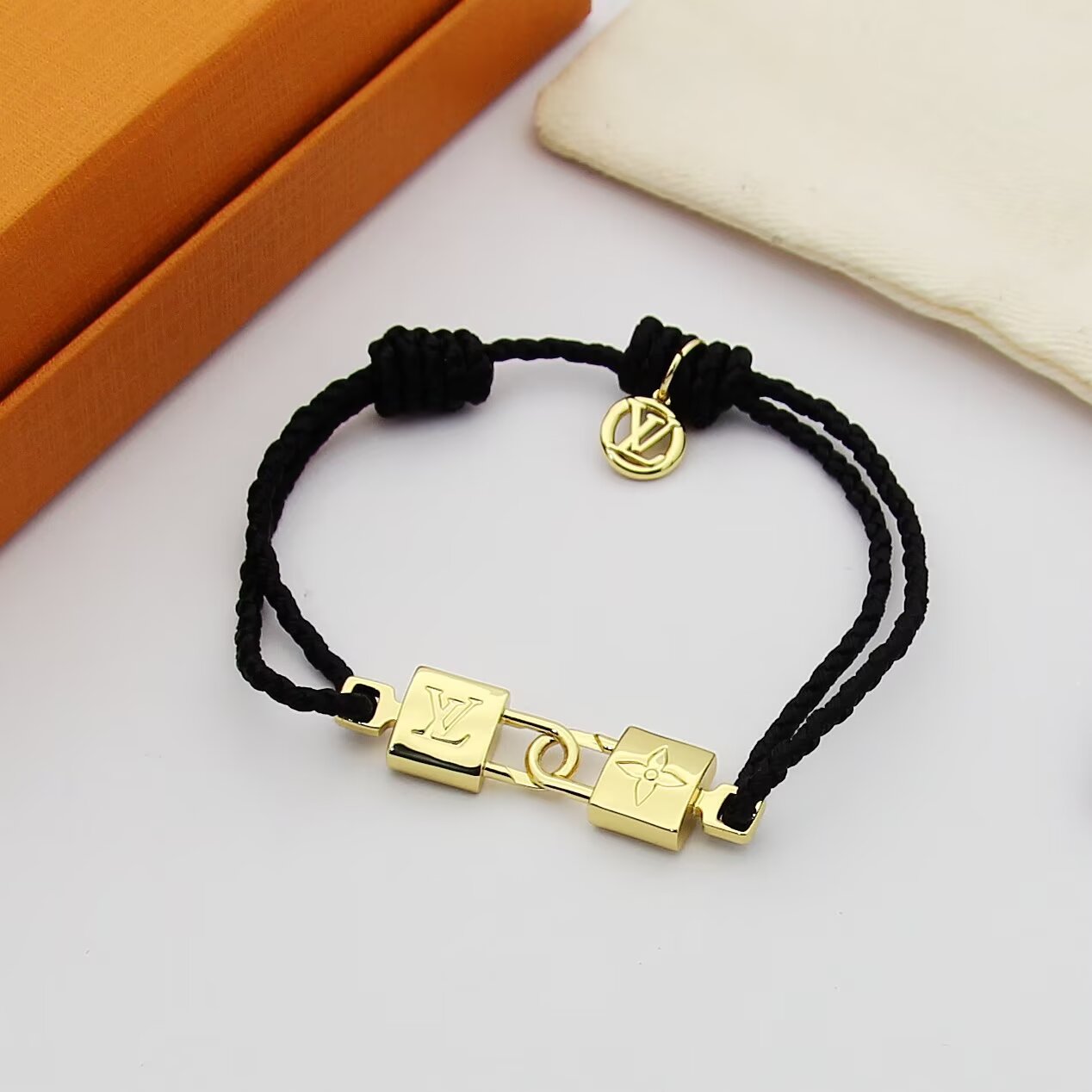 LEM312 Classic bracelet Brand Designer lock black and red  Love bracelet bangles Promise Jewelry