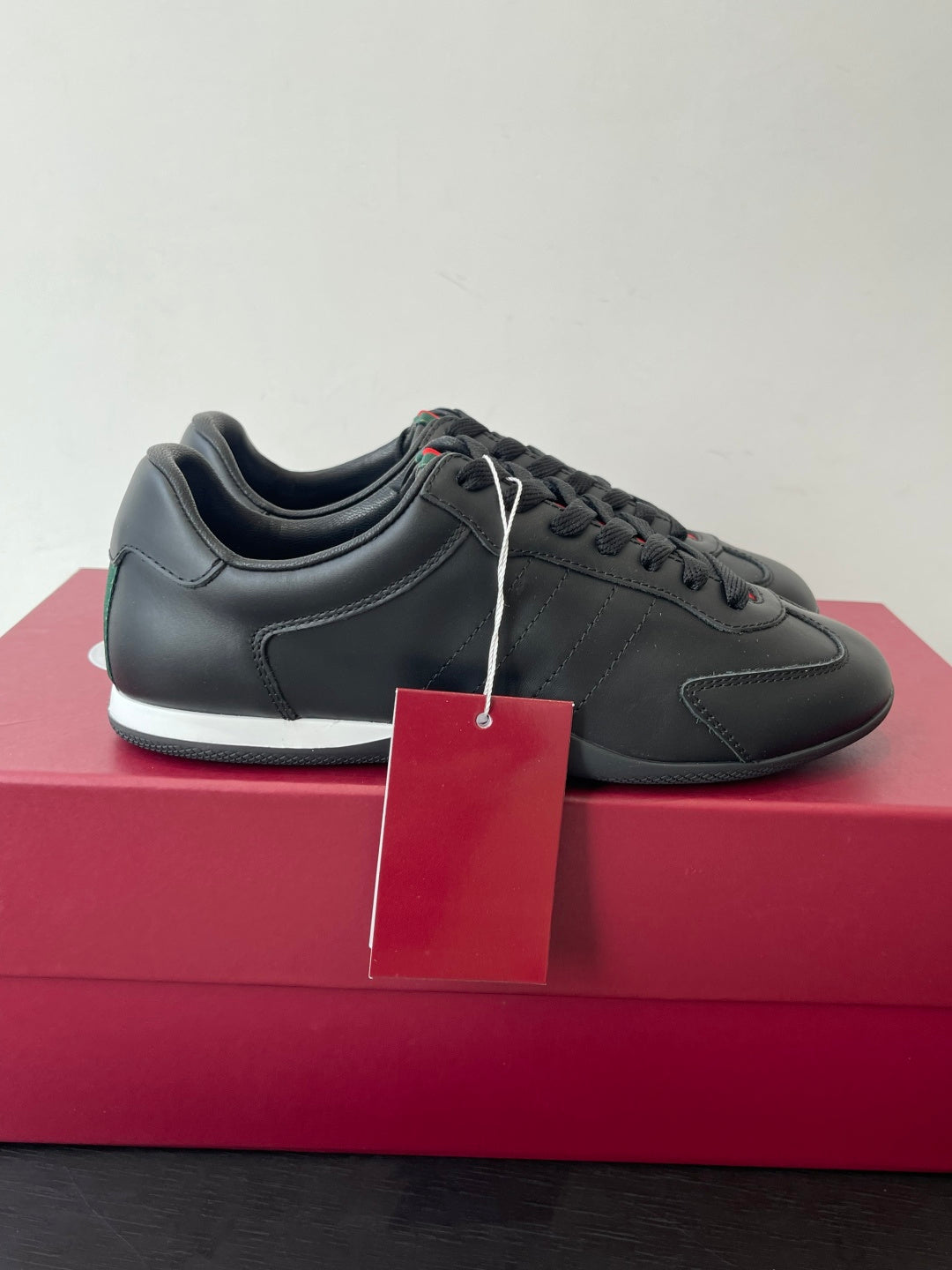 GEM140  Wholesale Outdoor Women men Shoes Famous Designer Brand Female Casual shoes Fashion for Lady