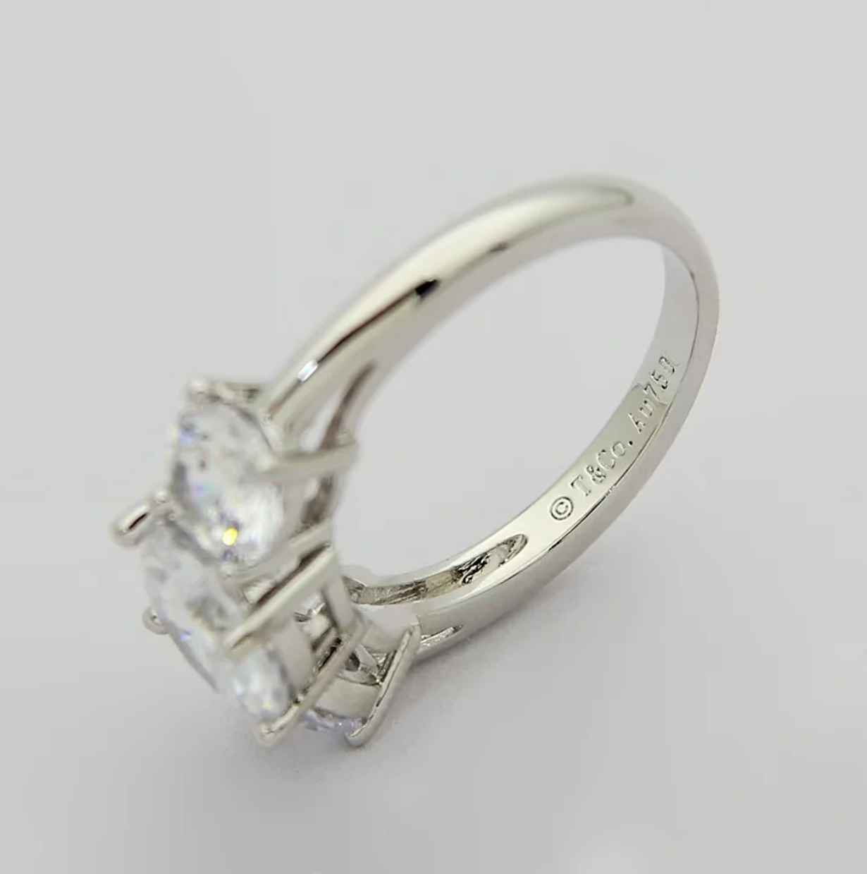 TEM37 Three-diamond Ring Couple White Diamond in Between Blue Diamond Ring Women's Diamond-studded Wedding Ring Women Couples Wedding Rings Bands Bague Femme