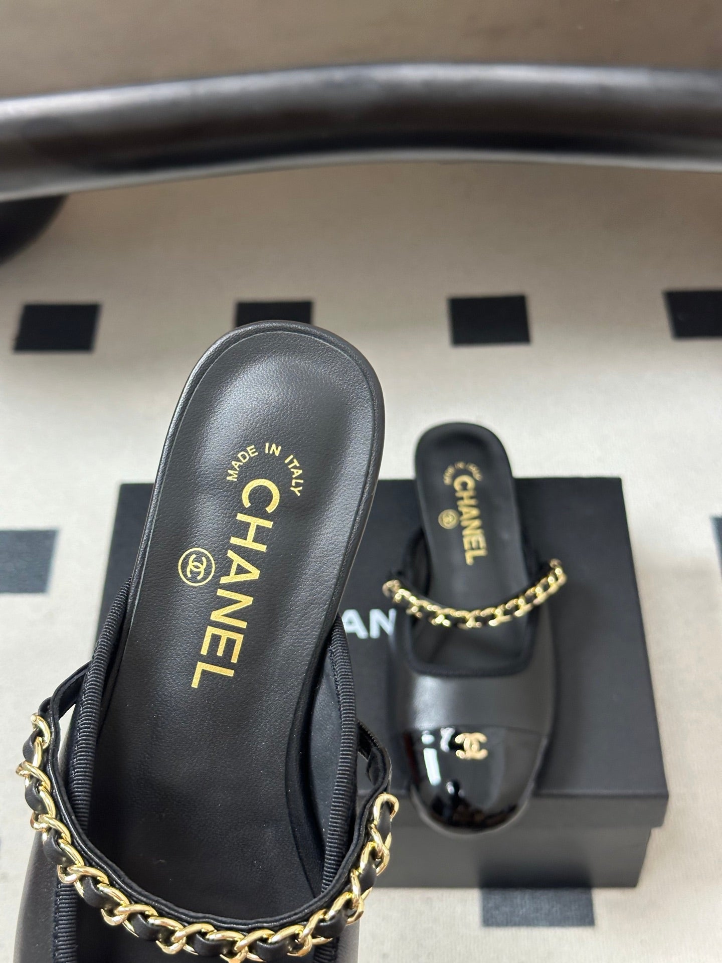 CEM257 New arrive fashion black and white color shose for woman beautiful gift to choose