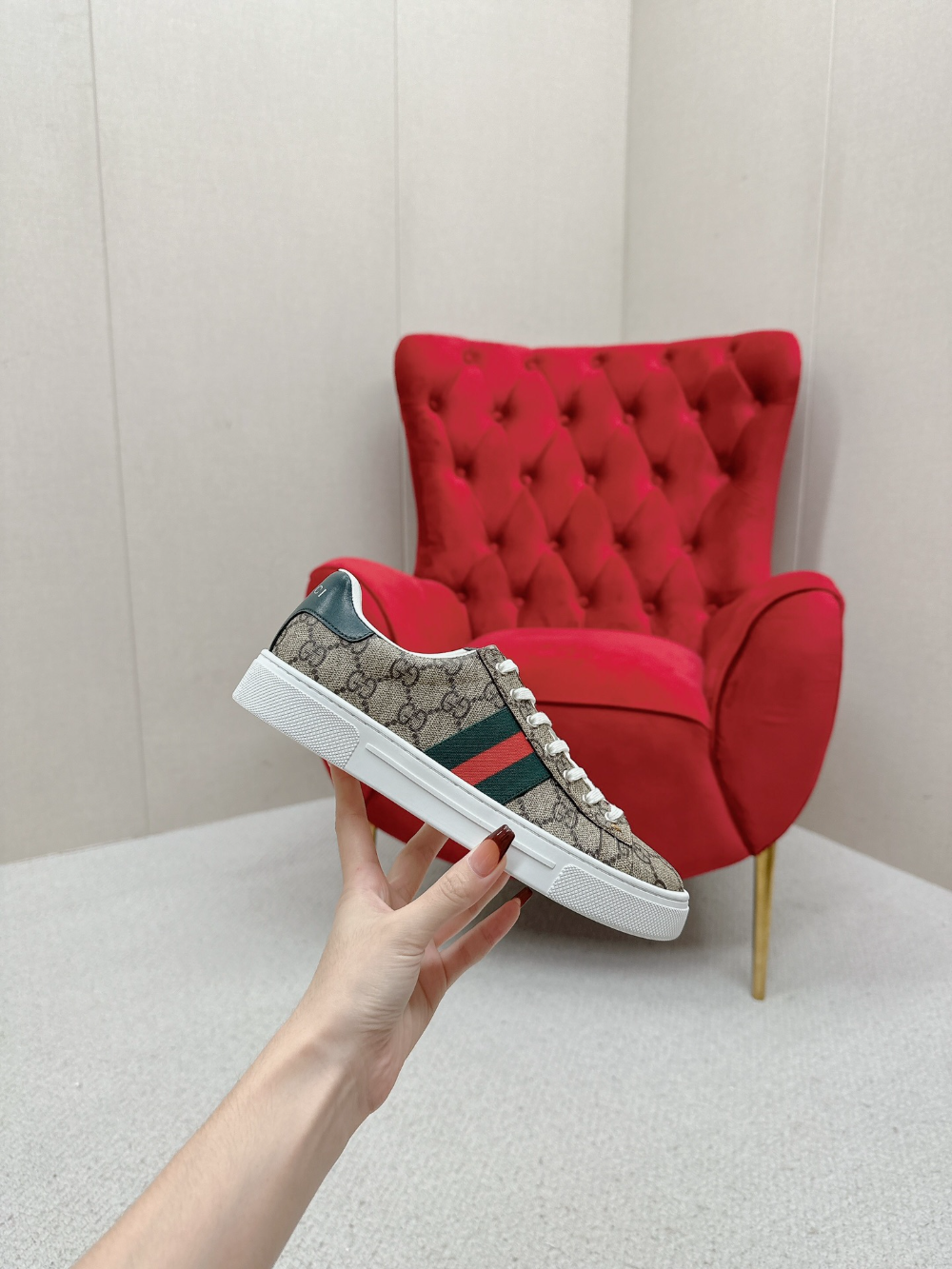 GEM171 New fashionable black blue brown women's shoes  available in various colors beautiful slippers excellent gift items