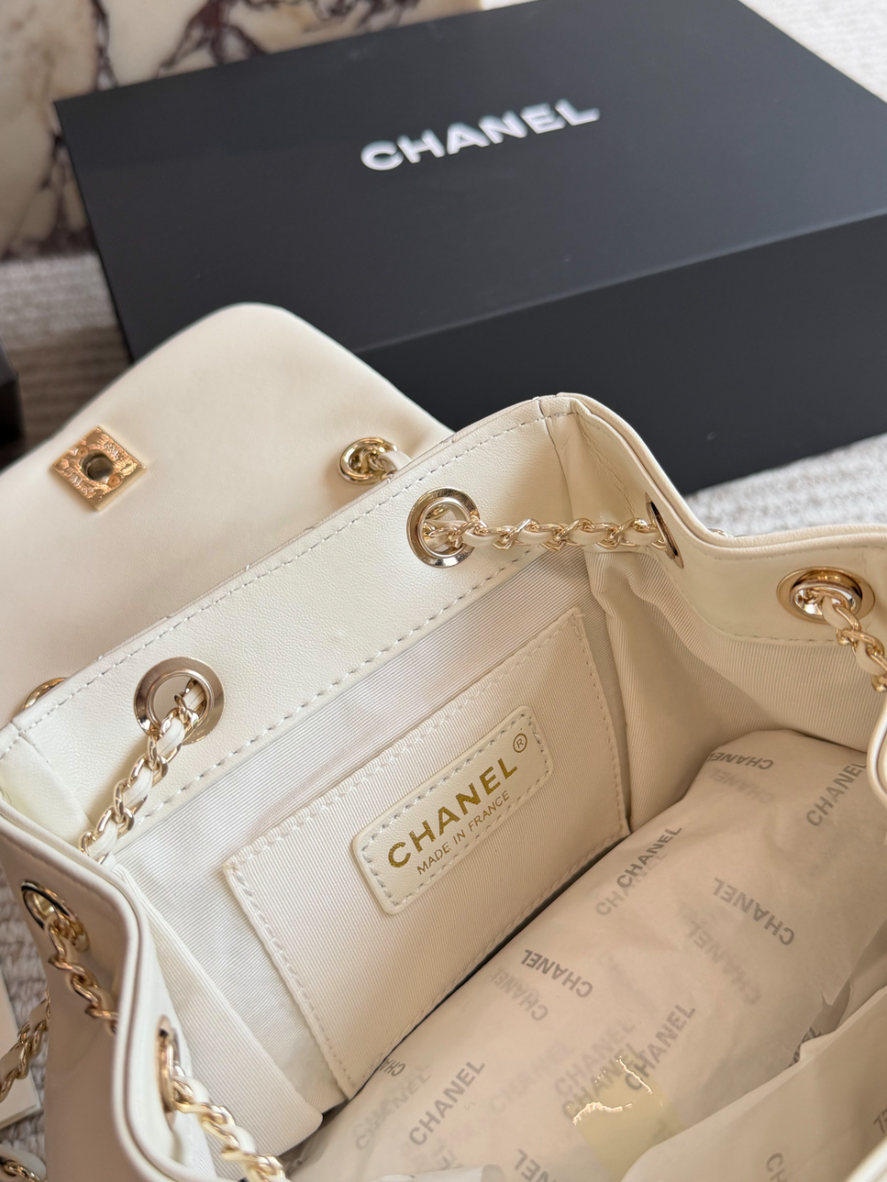 CEM300 New arrive fashion black white blue pink color bag for woman beautiful gift to choose gift 18*20cm