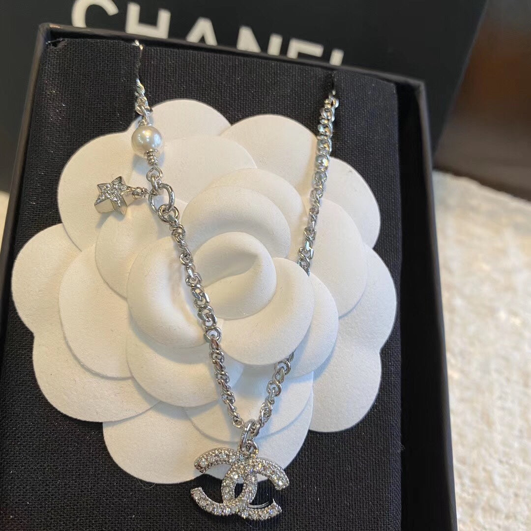 CEM226 New Arrive Fashion  Hot Sale  with Diamond Pearl Necklace for Woman Jewelry To Choose Gift