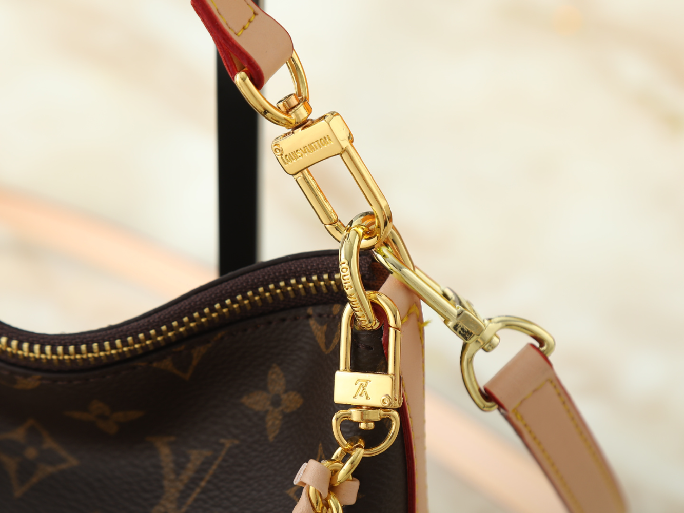 LEM506  New arrive fashion  brown  bag for woman beautiful gift to choose gift size to choose 19 x 18 x 8 CM