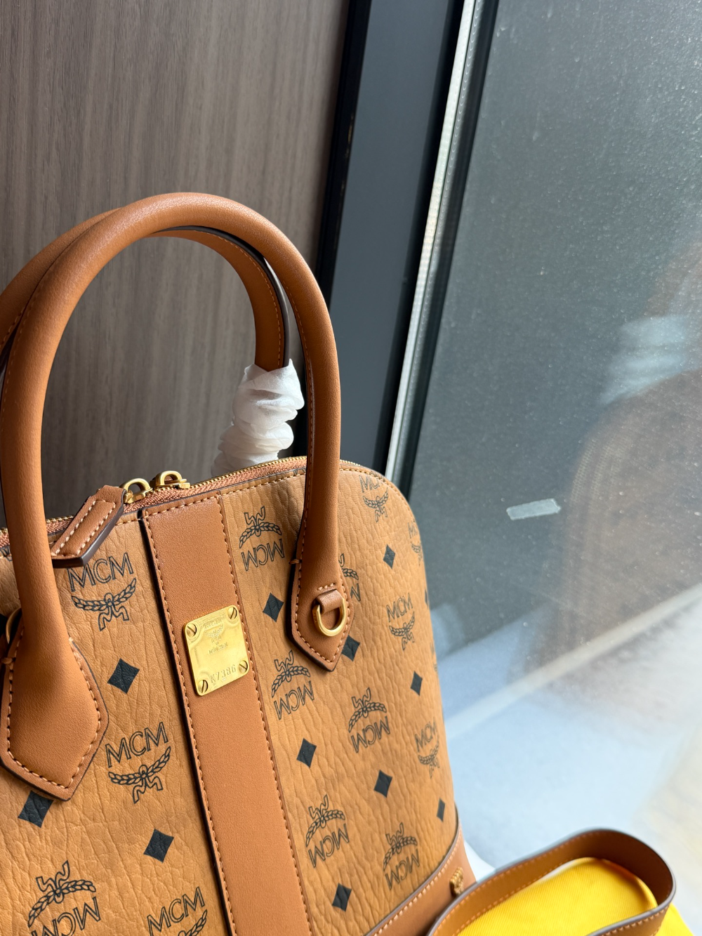 MCM06 New arrive fashion brown color bag for woman beautiful gift to choose gift size to choose 30*24cm