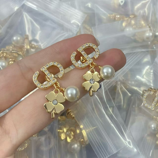 DEM266 New Arrive Fashion  Hot Sale  with Pearl Earring  for Woman Jewelry To Choose Gift