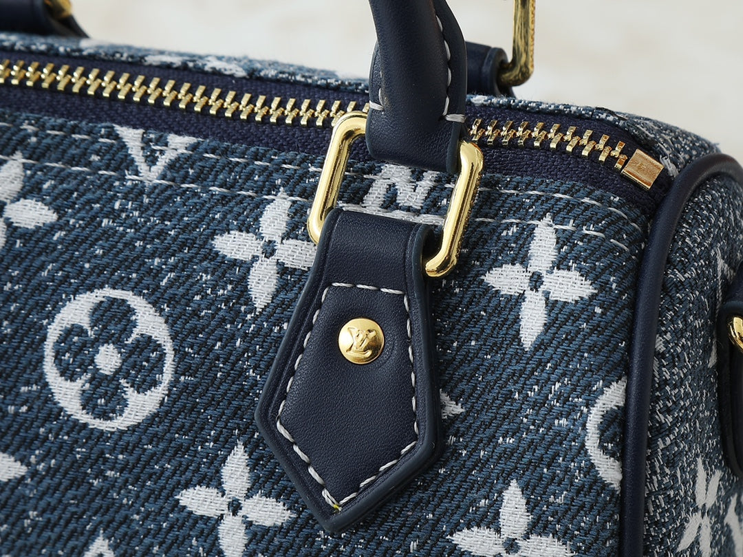 LEM251 Designer Bag Shoulder Bag Crossbody Bag Luxury Bag Purse Designer 16 x 10 x 7.5CM