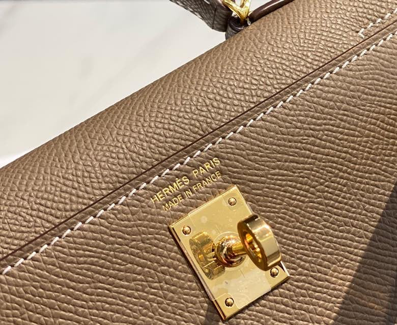 HEM93 TOP Original Top-grade original single-layer leather New Genuine Leather Women's Crossbody Stewardess 19CM