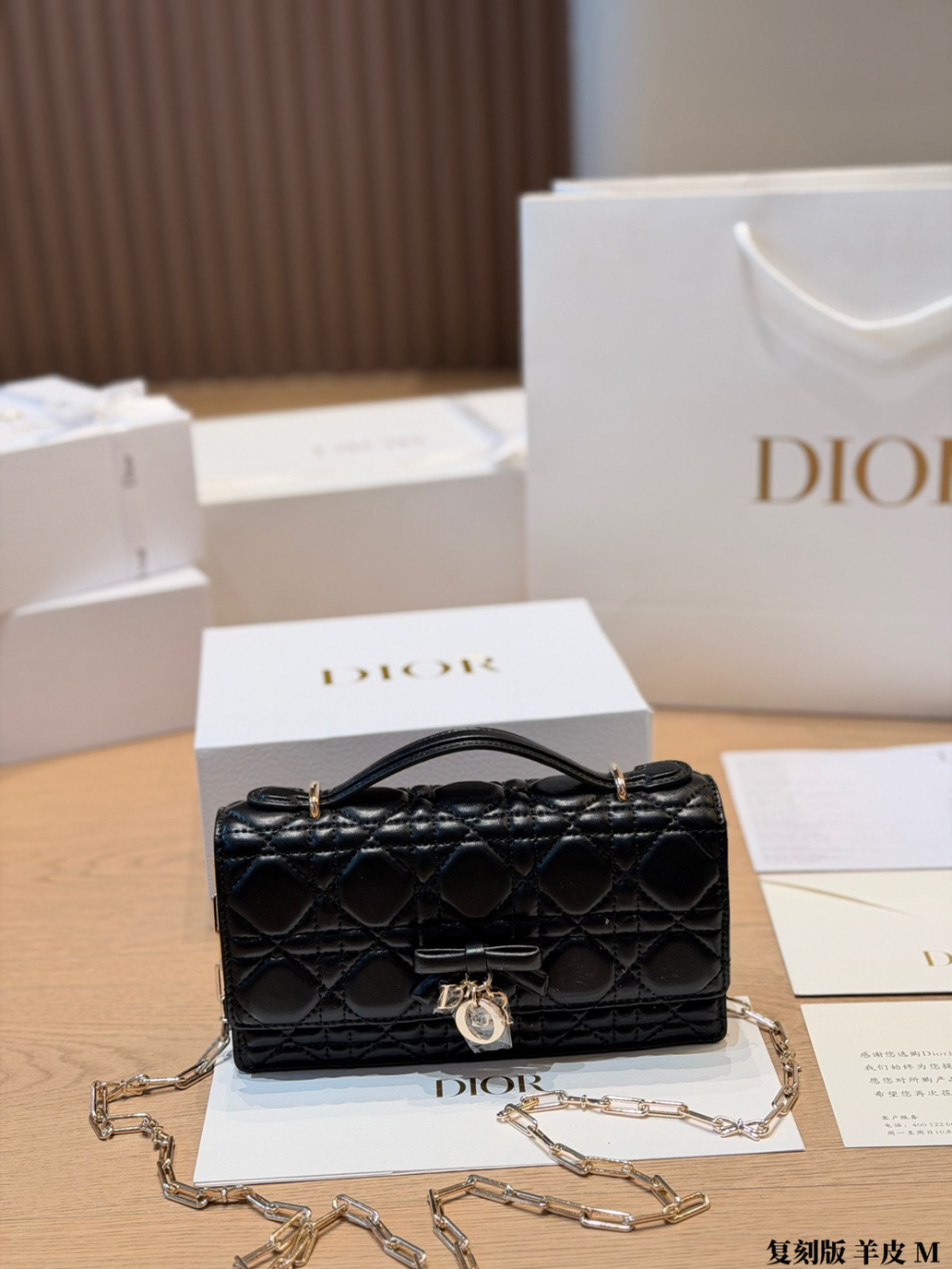 DEM315 New arrive fashion white black brown blue pink red yellow bag for woman hands bag beautiful gift to choose gift 22 *12cm