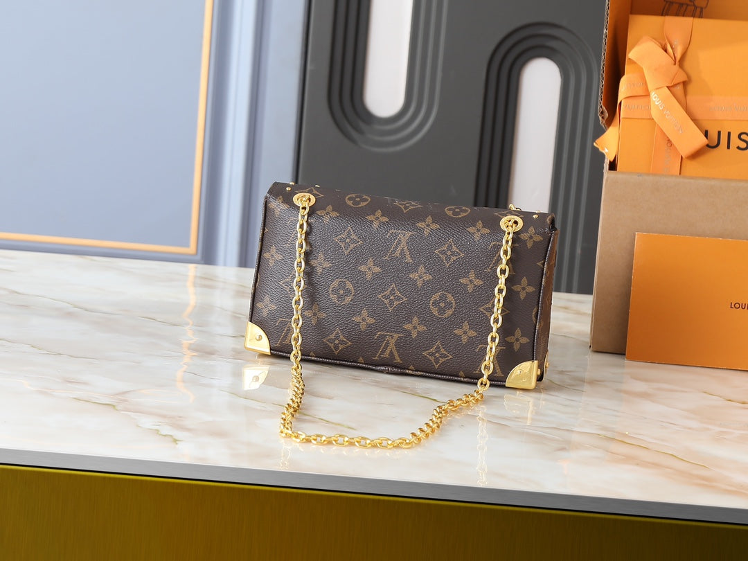 LEM337  Hot sale fashion black bag for woman hand bag beautiful gift  27 x 16 x 8cm size