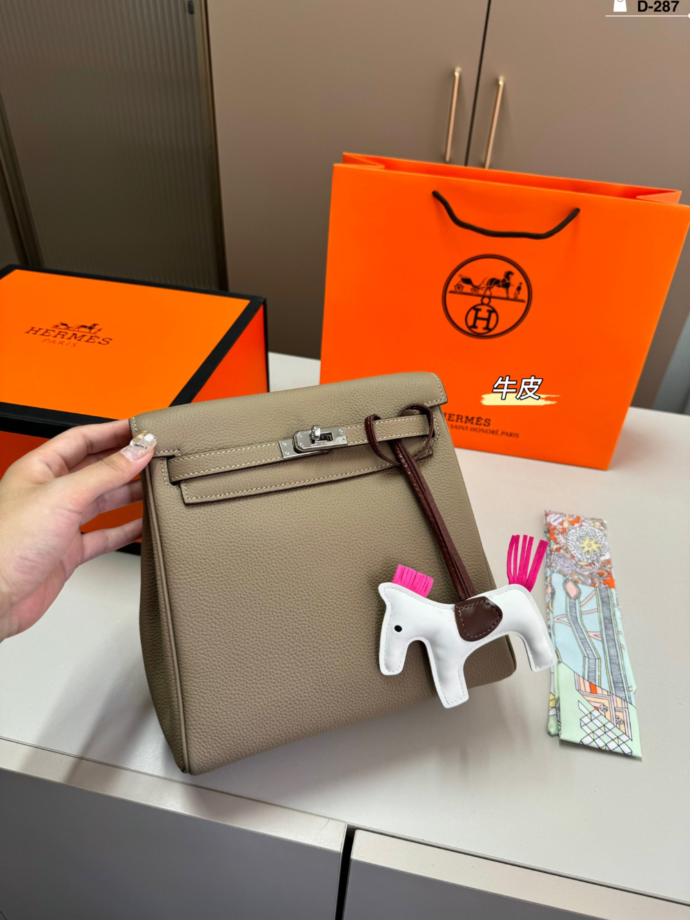 HEM140 New arrive fashion elephant gray black white khaki brown color bag for woman beautiful gift to choose 22*10*24