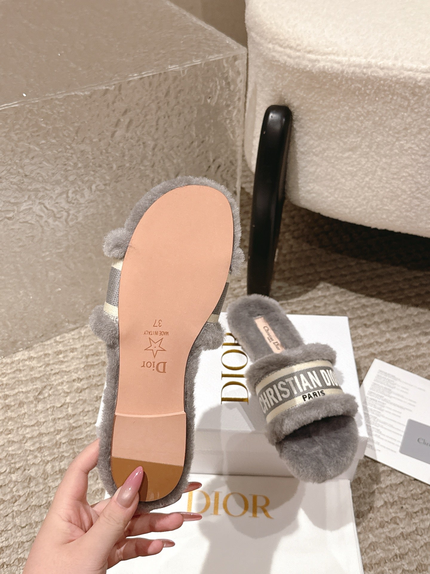 DEM236 fashion 3 color  shose for woman black and white and pink color  beautiful gift to choose