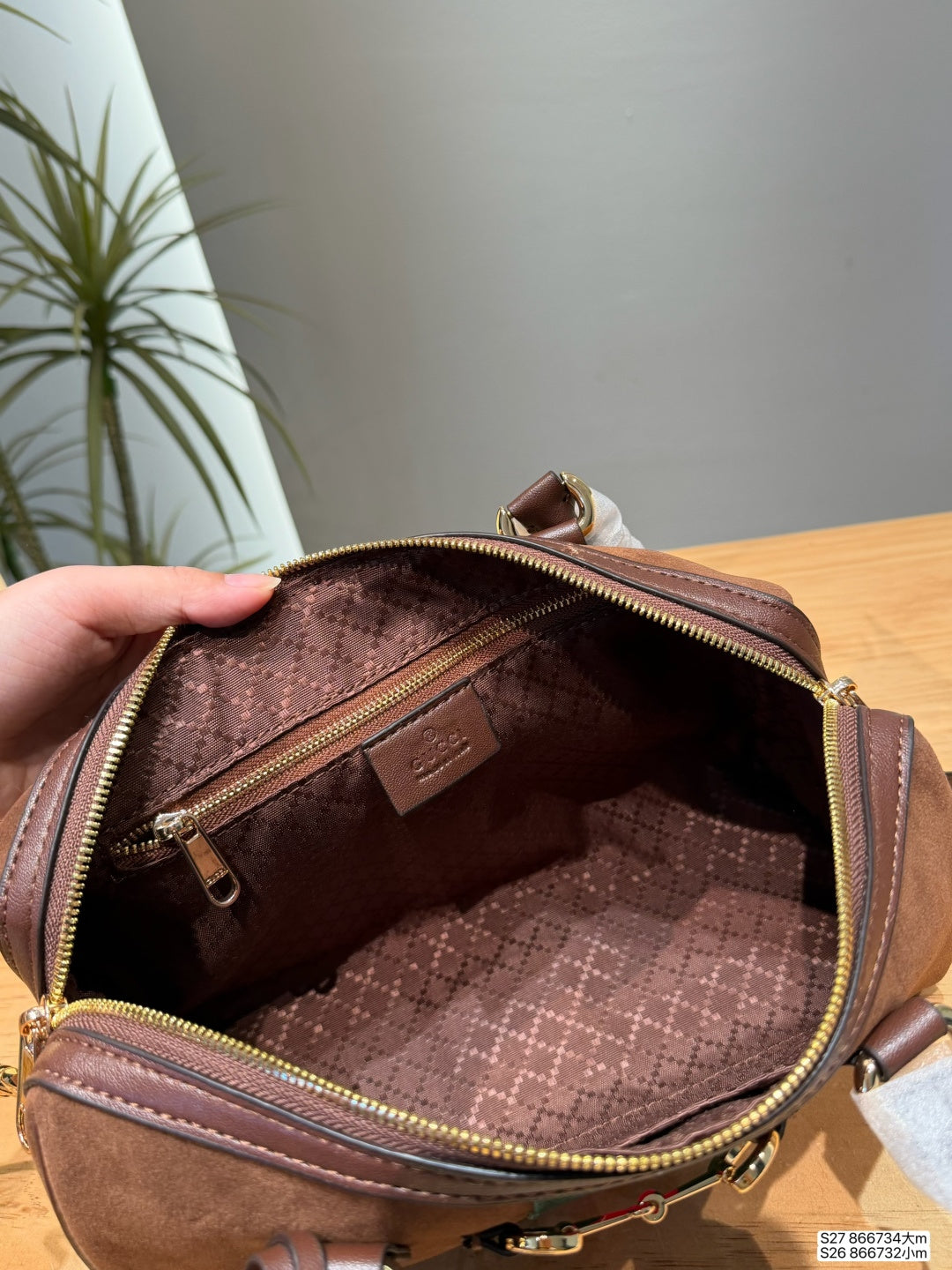 GEM221 New arrive fashion black brown color bag for woman beautiful gift to choose 2 size