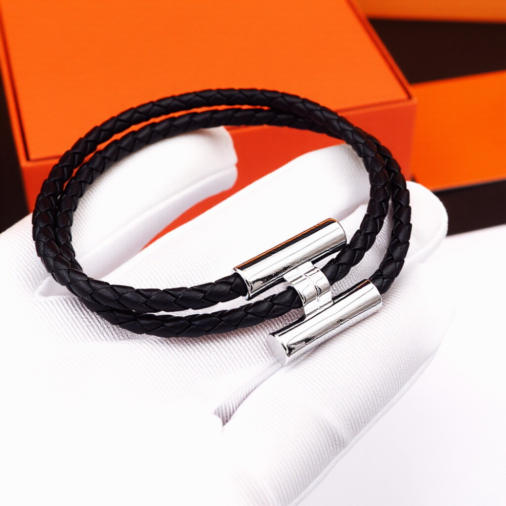 HEM115 New trendy open-style bracelet - metal letter wristband - women's couple accessory
