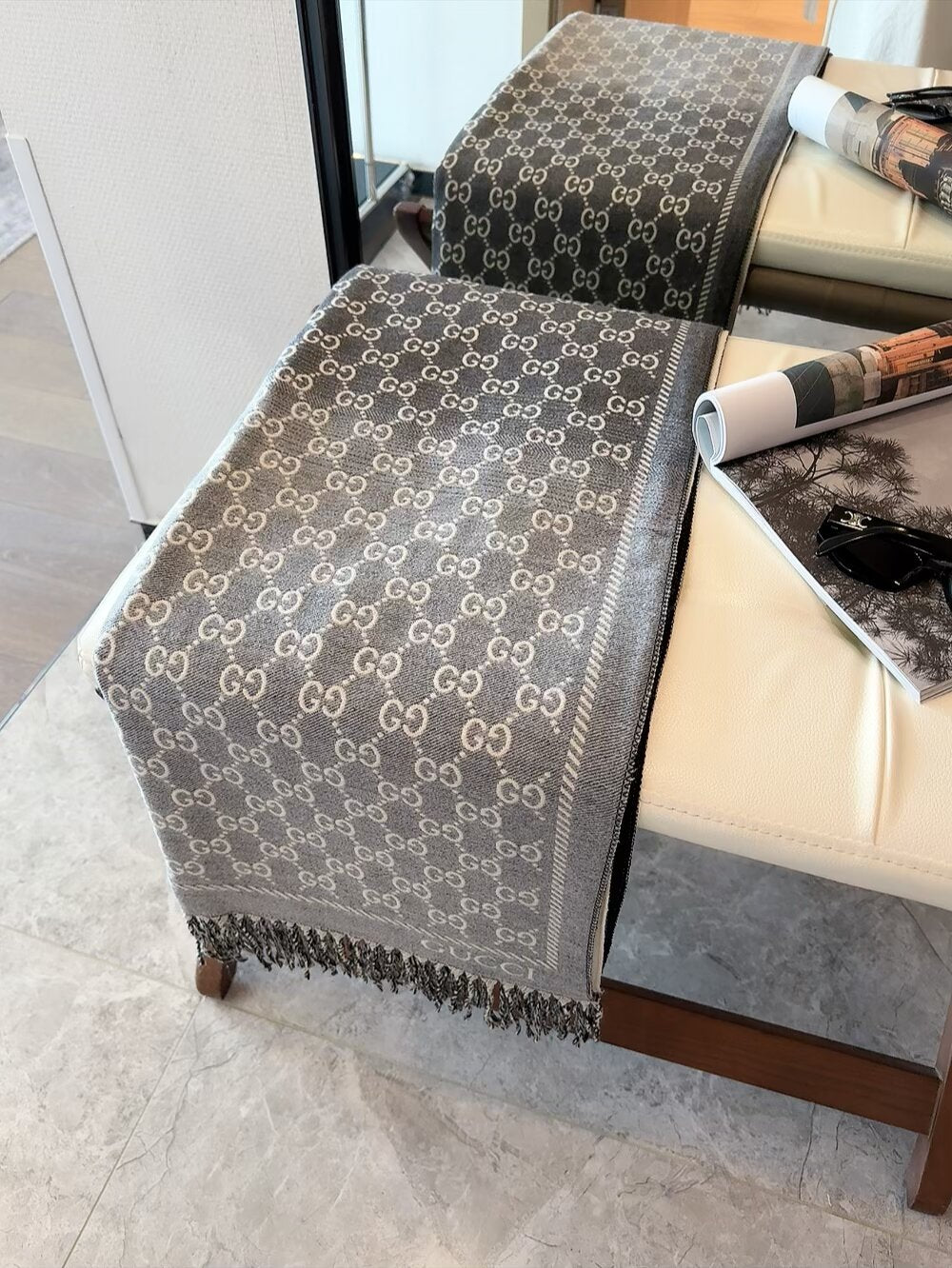 GEM125 new arrive  Hot sale 2color fashion beautiful  scarf  for woman gift  to choose no with box