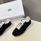 Alo01 Designer Sneakers Men Women Gum Sky Beige Dark Scarlet Mens Trainers Womens Casual Outdoor Runners