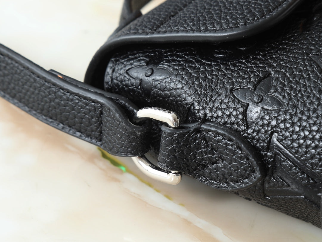 LEM301 Designer bag tote bag womens shoulder bag crossbody bag luxury handbag chain bag fashionable and casual club shoulder bag wallet