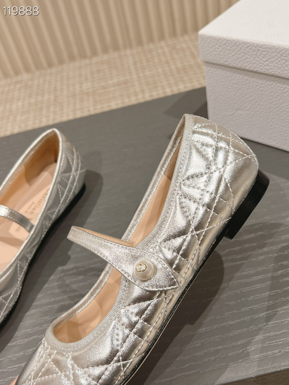 DEM346 Designer women's shoes women's flat shoes silver colors high quality sizes 35 to 42
