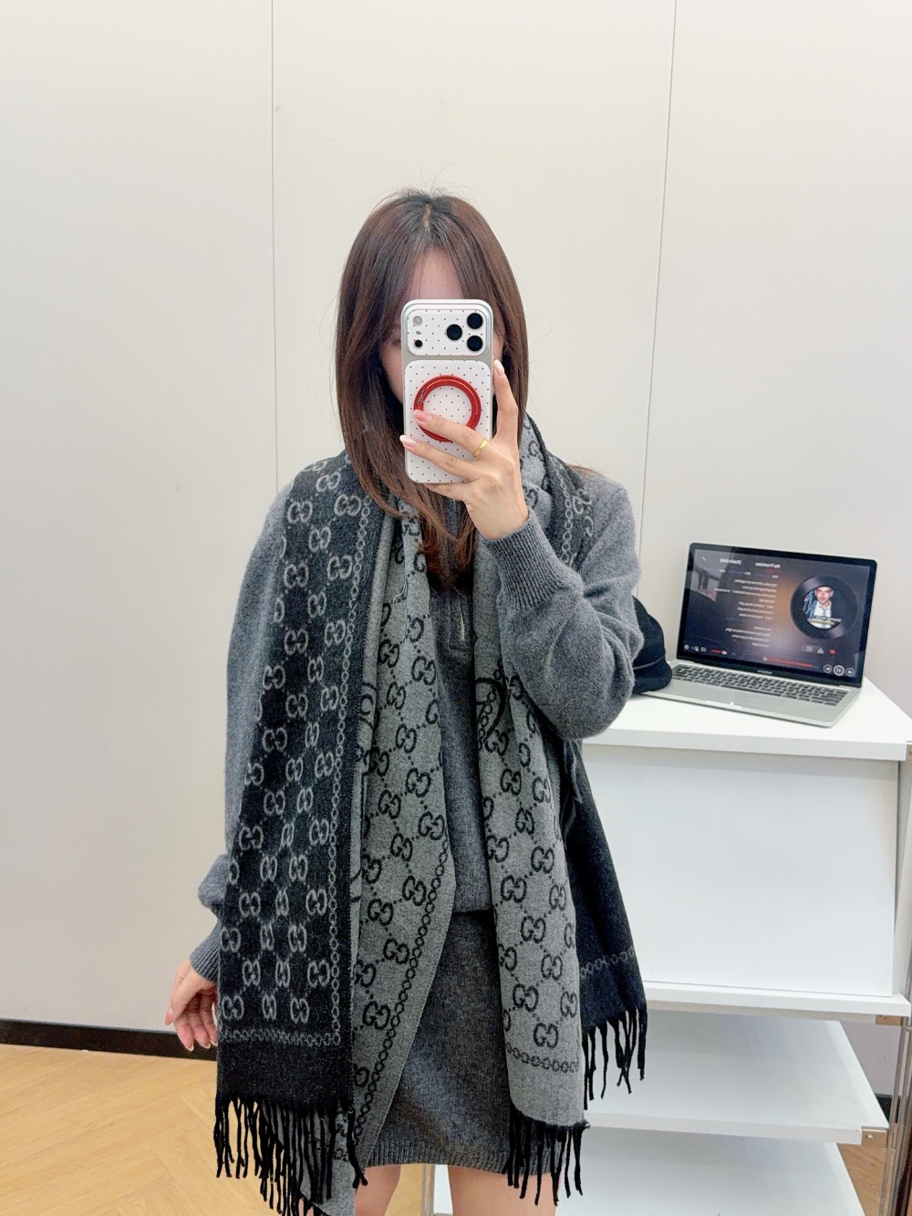 GEM194 new arrive  Hot sale  brown dark gray red khaki color fashion beautiful  scarf  for woman gift  to choose size 180*60cm