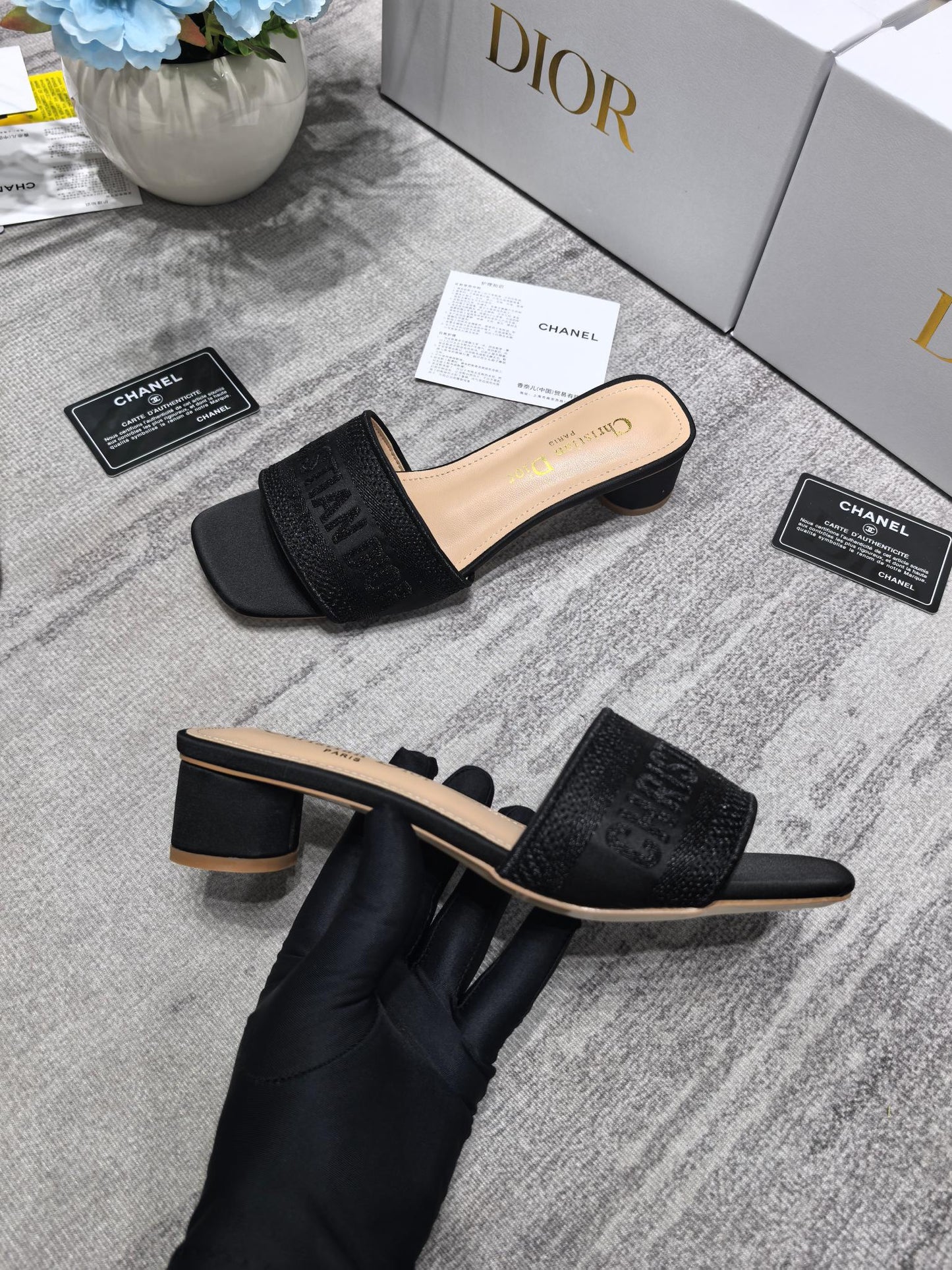 DEM308 New arrive fashion black and white  many color shose for woman beautiful Slippers gift to choose