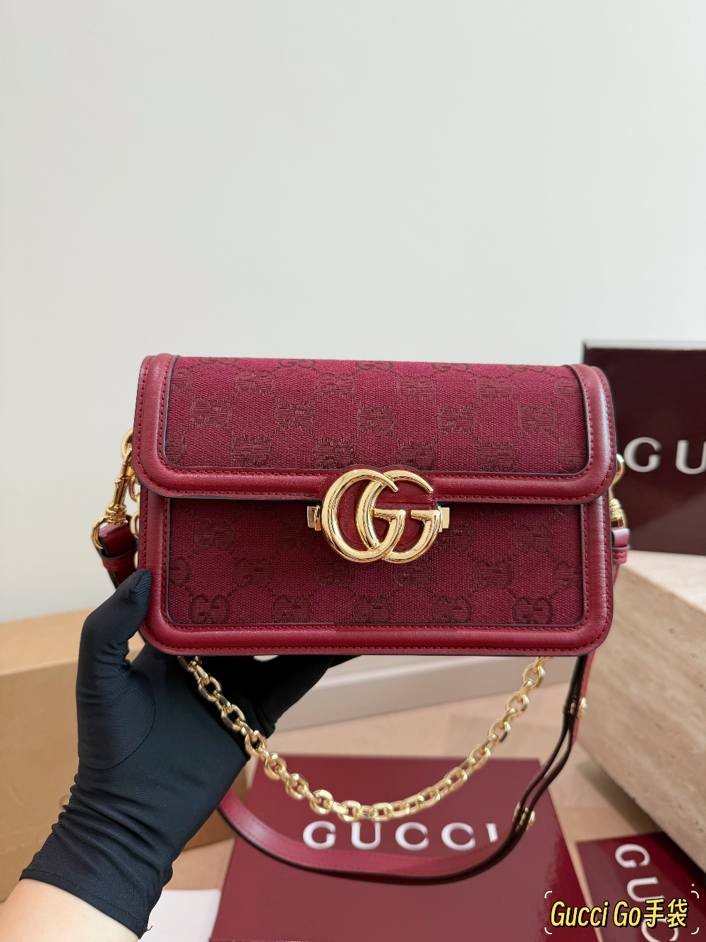 GEM224  New arrive fashion black red beige color bag for woman beautiful gift to choose size 21*13cm