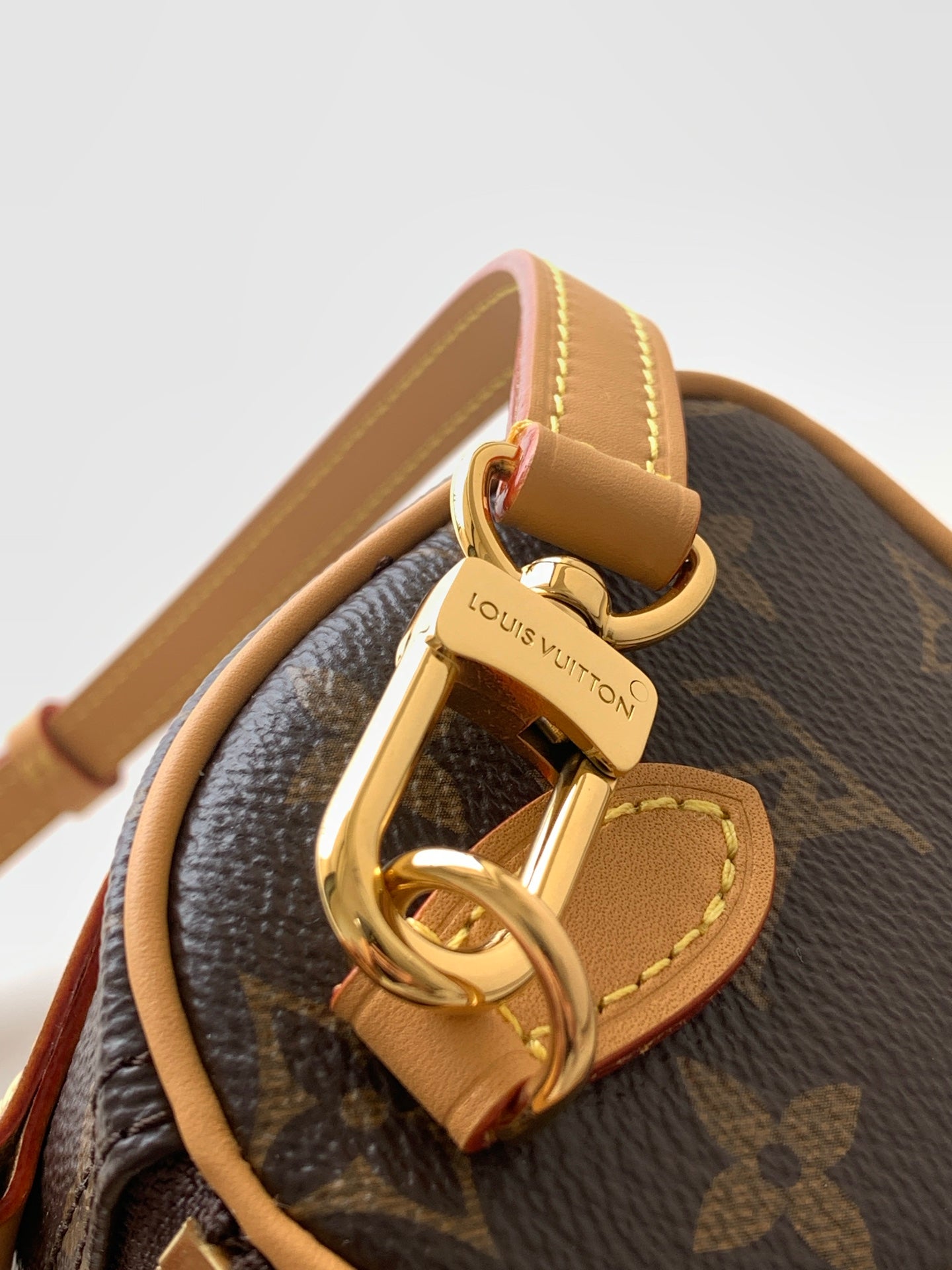 LEM374 New arrive fashion design bag for woman handbag beautiful gift to choose gift 16.0 x 11.0 x 9.0 cm