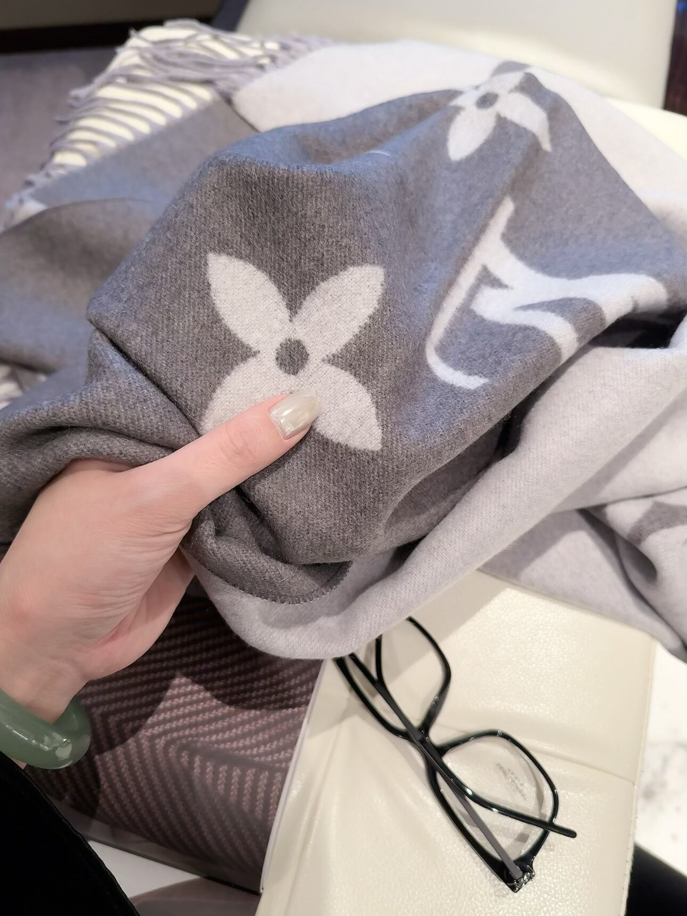 LEM649 new arrive  Hot sale brown black grey color fashion beautiful  scarf  for woman gift  to choose 60x180cm