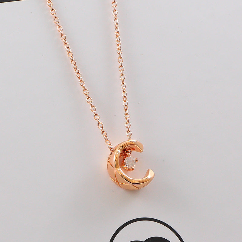 CEM234 New Arrive Fashion Diamond-patterned Necklace for Woman Titanium Steel Material Jewelry To Choose Gift