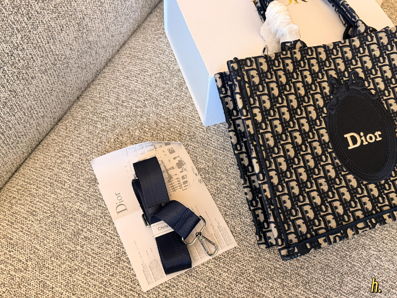 DEM324 New arrive fashion deep blue color  bag for woman beautiful gift to choose gift size to choose 36*28 cm