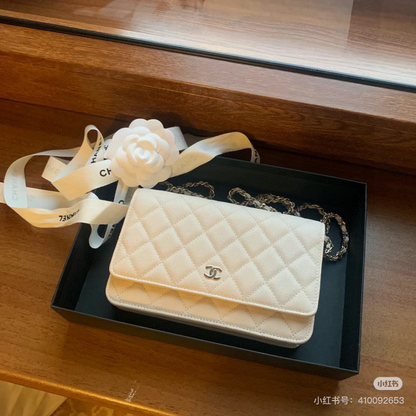 CEM288 New arrive fashion white	 black bag for woman hands bag beautiful gift to choose gift 20*13cm