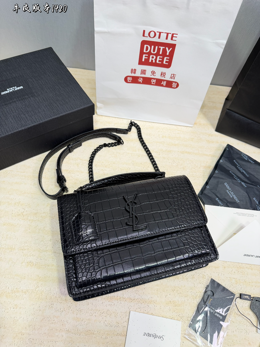 YLEM23 New arrive fashion black white brown bag for woman hands bag beautiful gift to choose gift 25*18cm