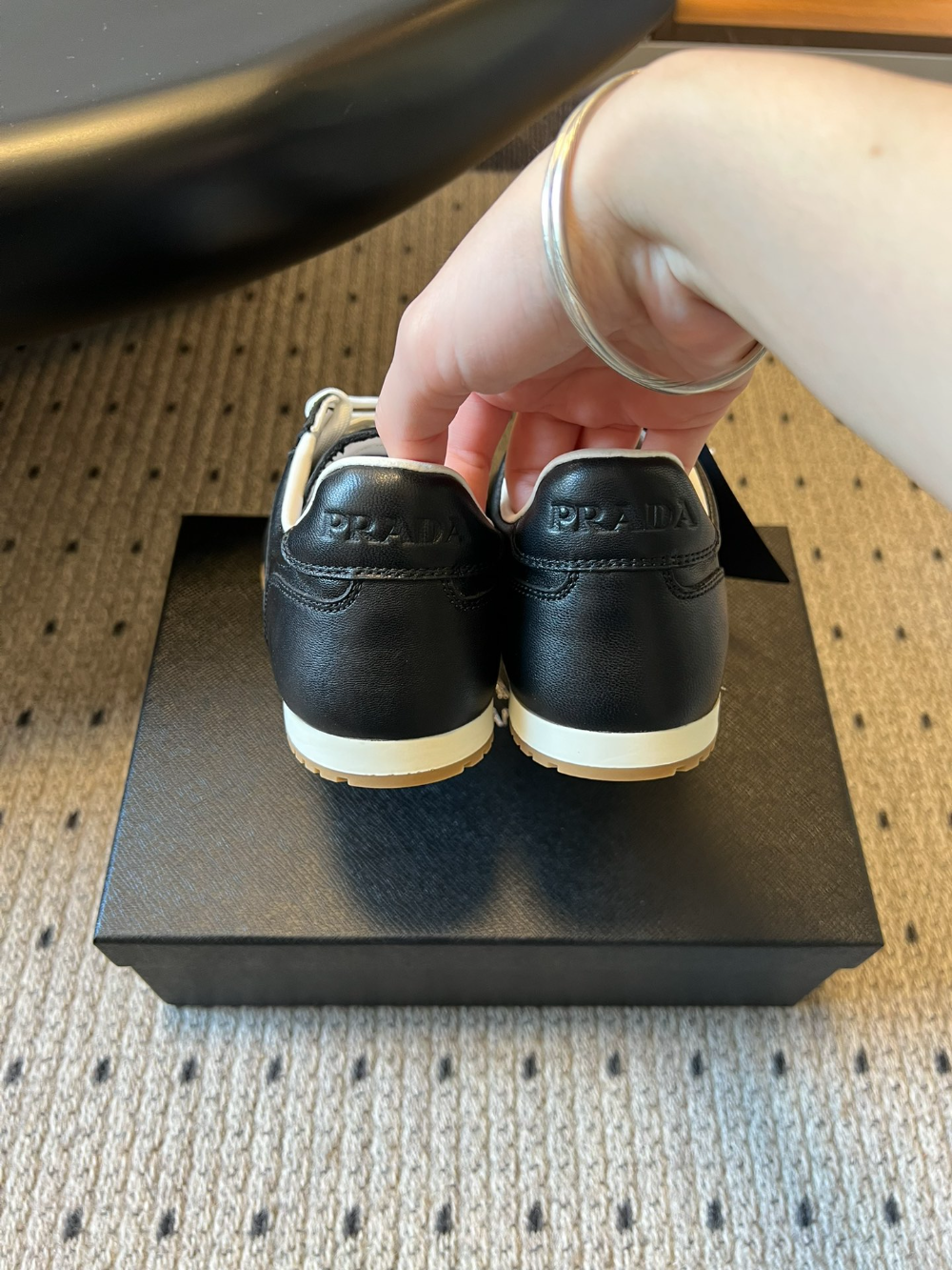 PEM06  New multi-color selection of casual shoes Lightweight and versatile suitable for both work and sports High-quality