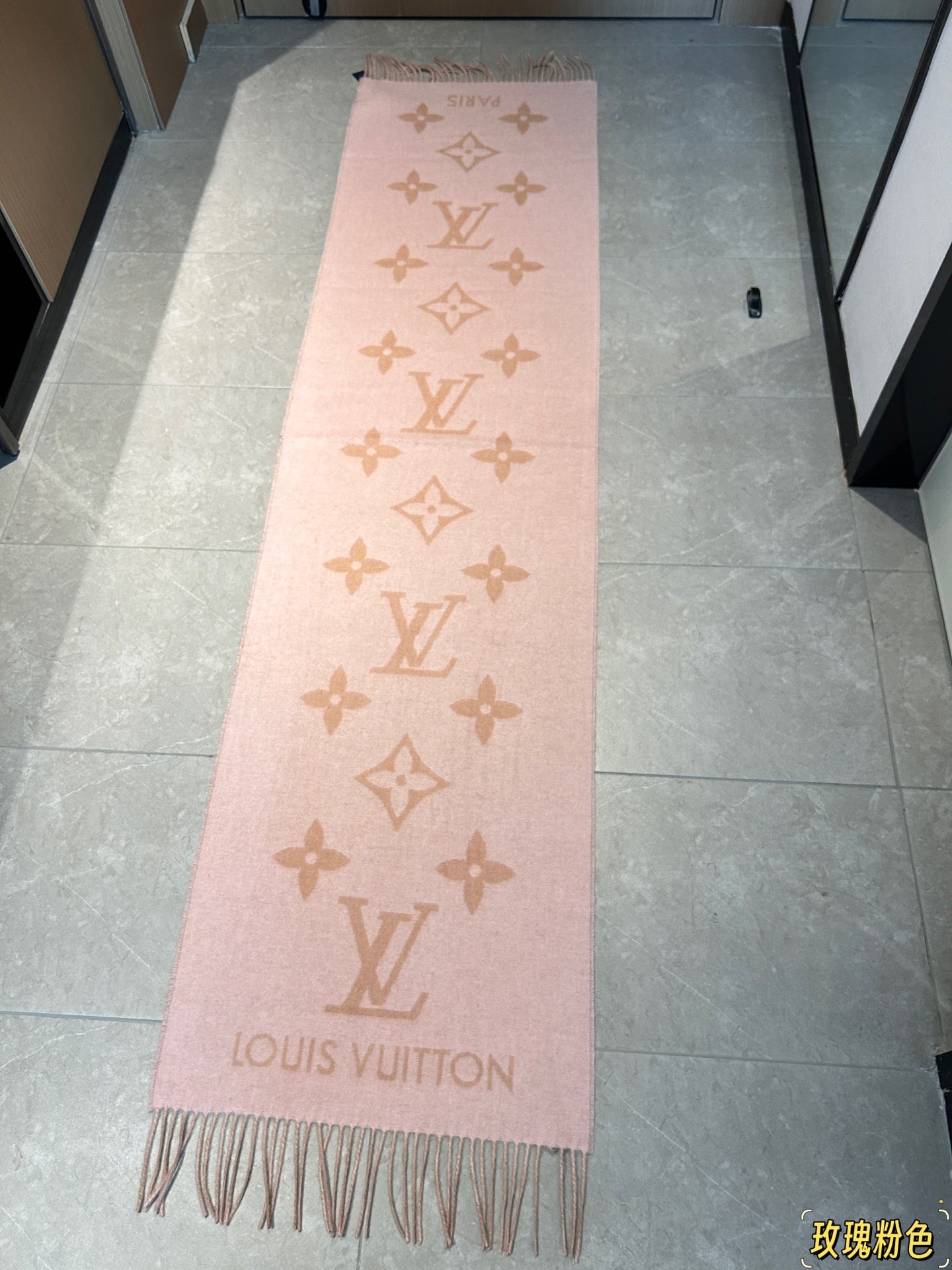 LEM326 new arrive Hot sale  black red gray color fashion beautiful scarf for woman men  gift to choose