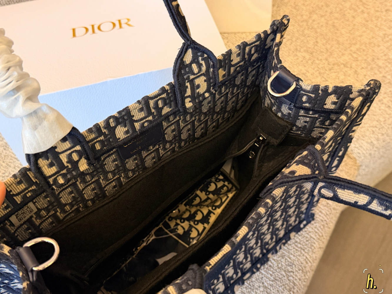 DEM324 New arrive fashion deep blue color  bag for woman beautiful gift to choose gift size to choose 36*28 cm