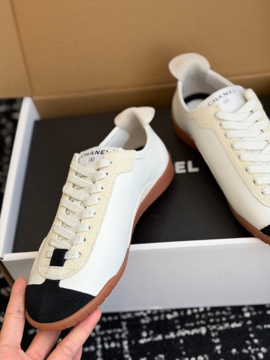 CEM278  classic fashion white  color  shose for woman lover shose color  beautiful gift to choose