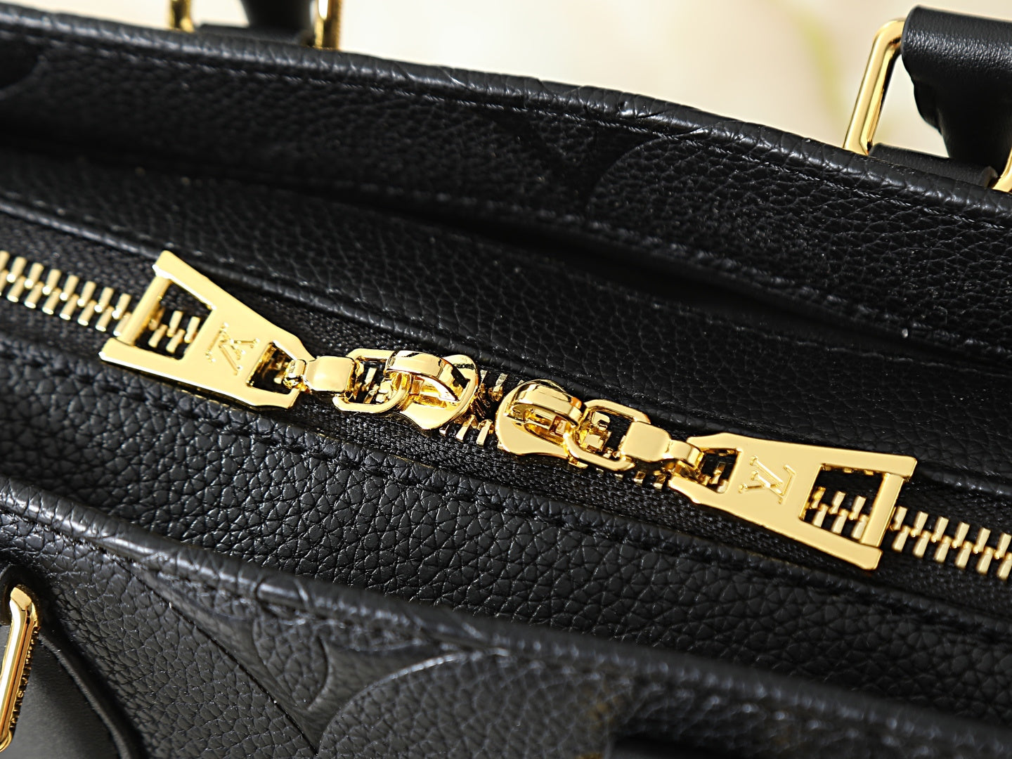 LEM433 New arrive fashion black brown bag for woman hands bag beautiful gift to choose gift 25.0 x 13.0 x 10.0 cm