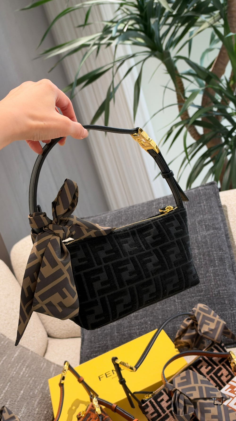 FEM37 New arrive fashion  white black pink orange dark brown green bag for woman hands bag beautiful gift to choose gift