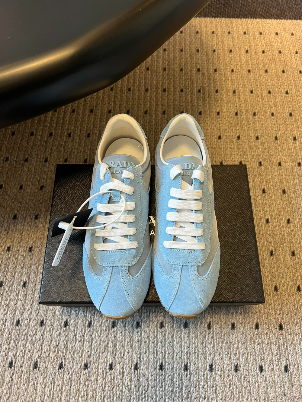 PEM06  New multi-color selection of casual shoes Lightweight and versatile suitable for both work and sports High-quality