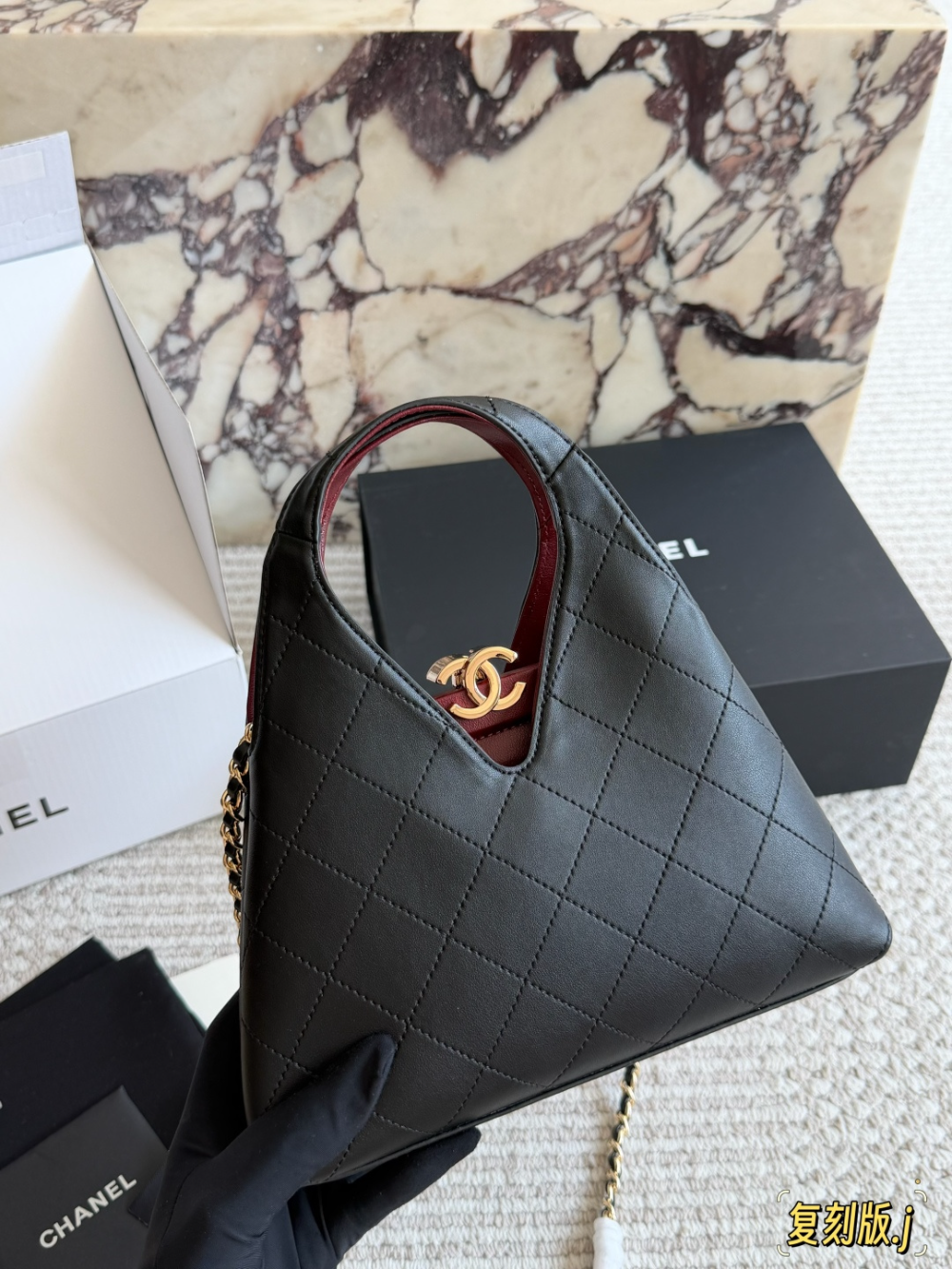 CEM309 New arrive fashion black white  pink red  Light camel color  khaki bag for woman hands bag beautiful gift to choose gift 23*25cm