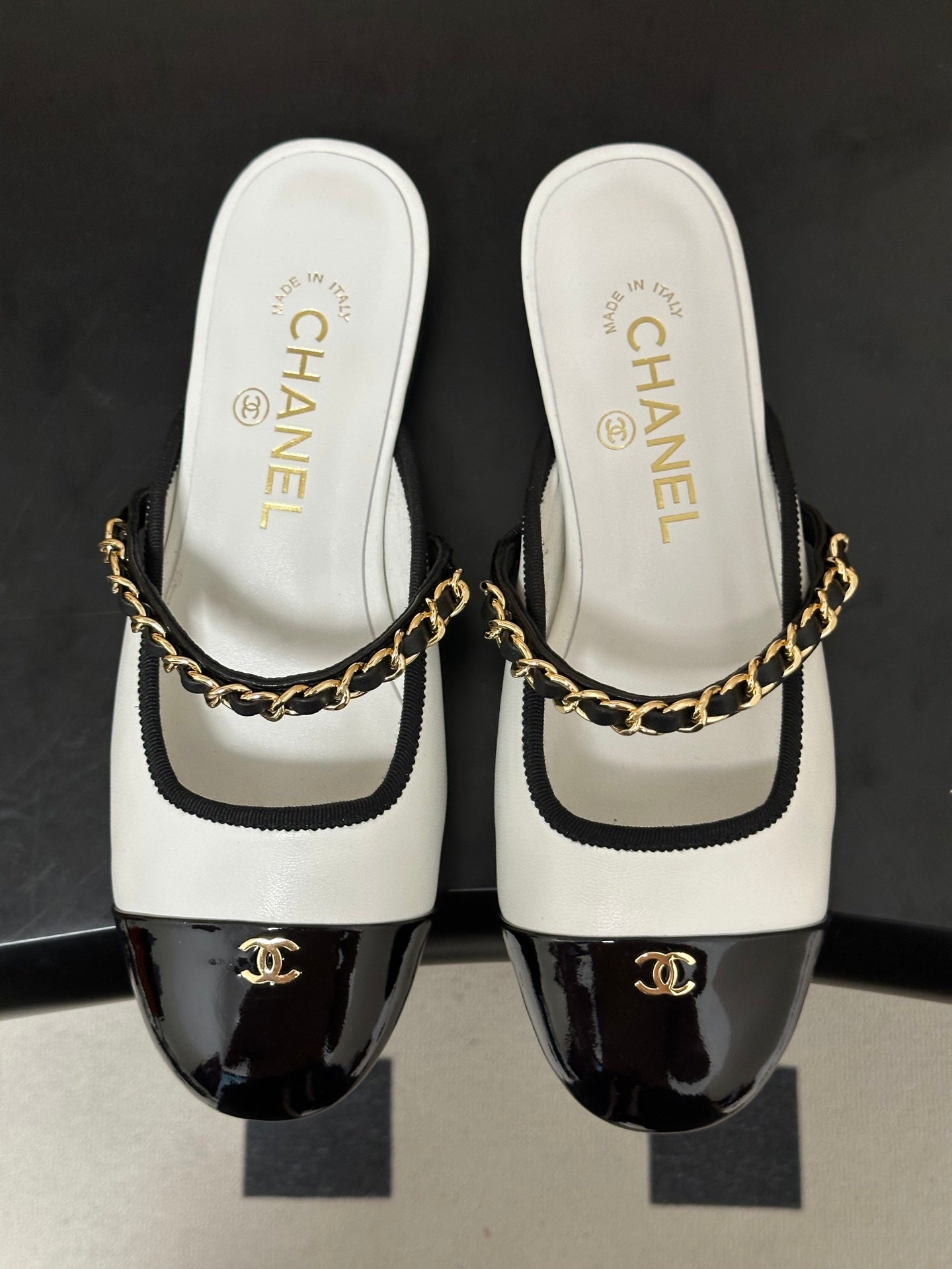 CEM257 New arrive fashion black and white color shose for woman beautiful gift to choose